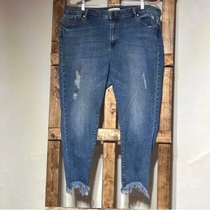 Lane Bryant Mid-Rise Distressed Ankle Jeans in Medium Blue Wash Sz 20 (XXL, 2X)